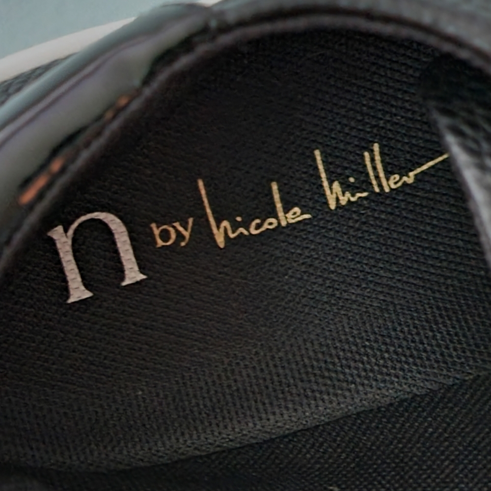 n By Nicole Miller Women Black Leather‎ Low Top Sli - Picture 4 of 5